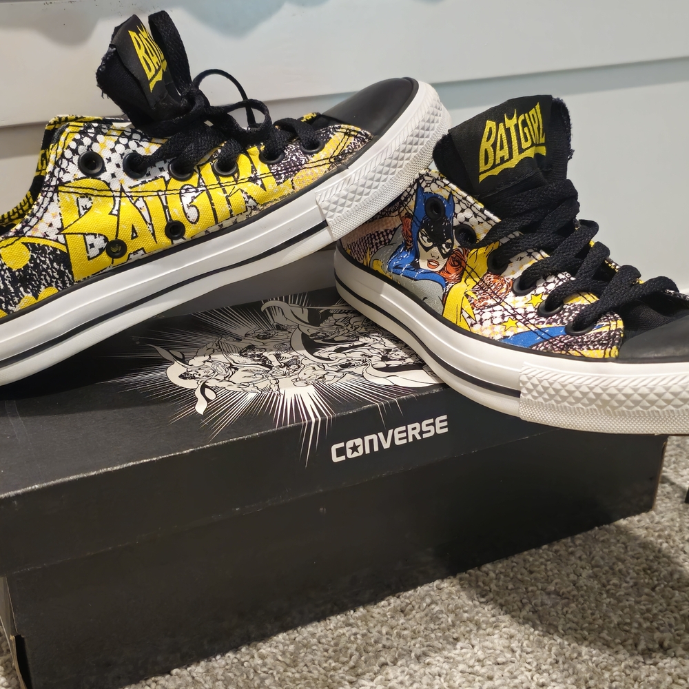 Converse Woman's Batman Black and Yellow Sneakers